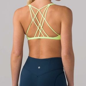 Lululemon free to be zen bra